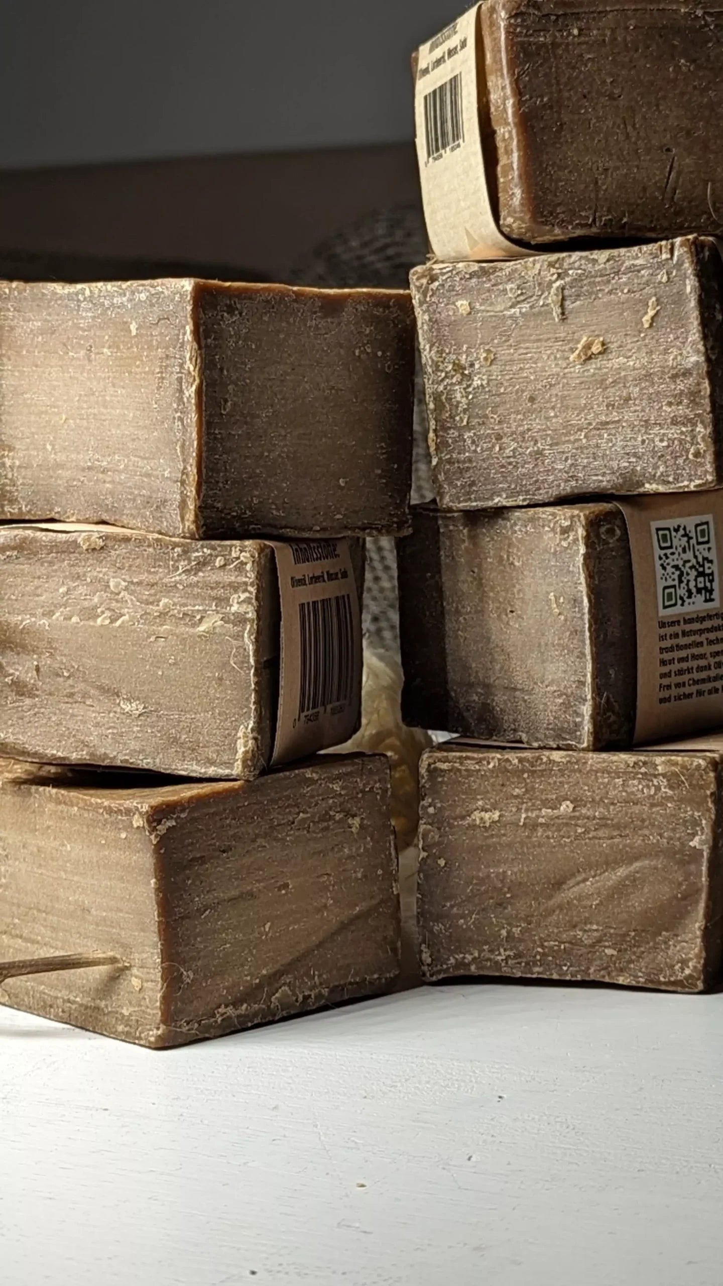 LAUR Classic - Original Aleppo Soap 40% Laurel Oil 8 pieces 15% Discount